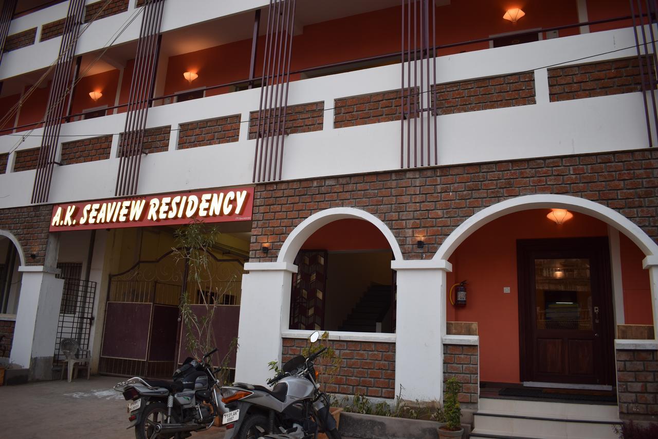 蓬蒂切里 Ak Sea View Residency酒店 外观 照片